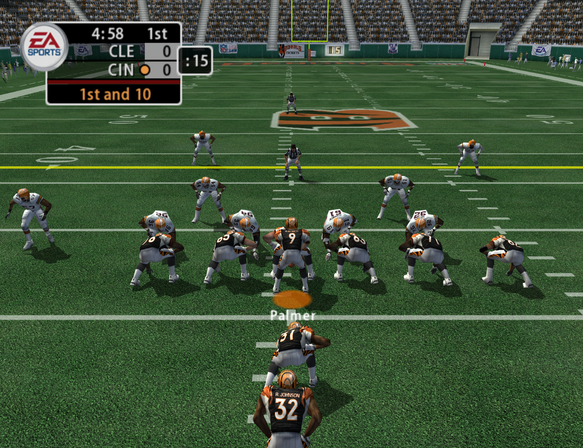Madden NFL 2005 | GameCube | gameplay screenshot 2