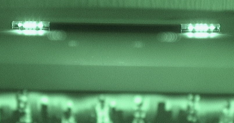 Nintendo Wii Sensor Bar photographed in near infrared, showing illuminated groups at both ends