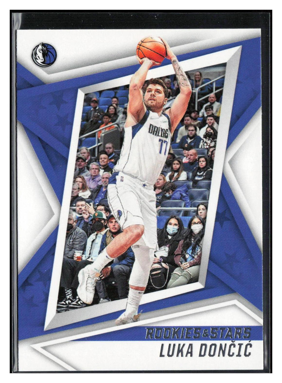 2021-22 Panini Chronicles #102 Luka Doncic