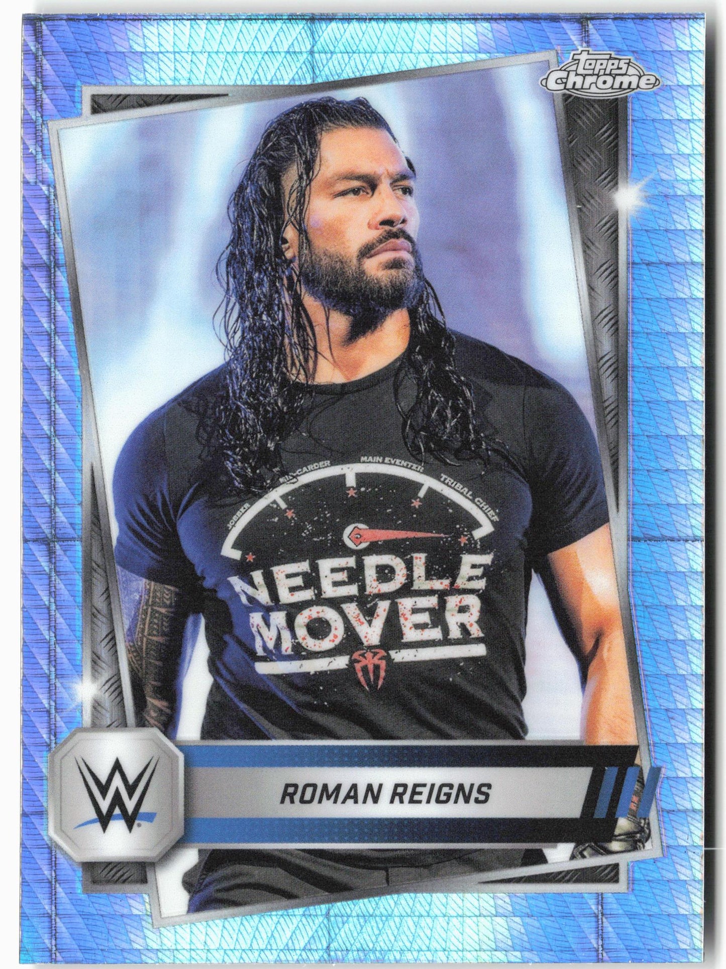 2025 Topps Chrome WWE #3 Roman Reigns Prism Refractor