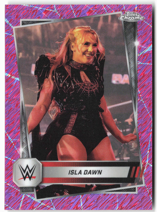 2025 Topps Chrome WWE #64 Isla Dawn Pink Shimmer Refractor