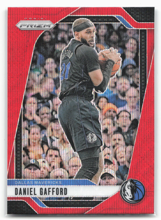 2024-25 Panini Prizm #124 Daniel Gafford Prizms Ruby Wave