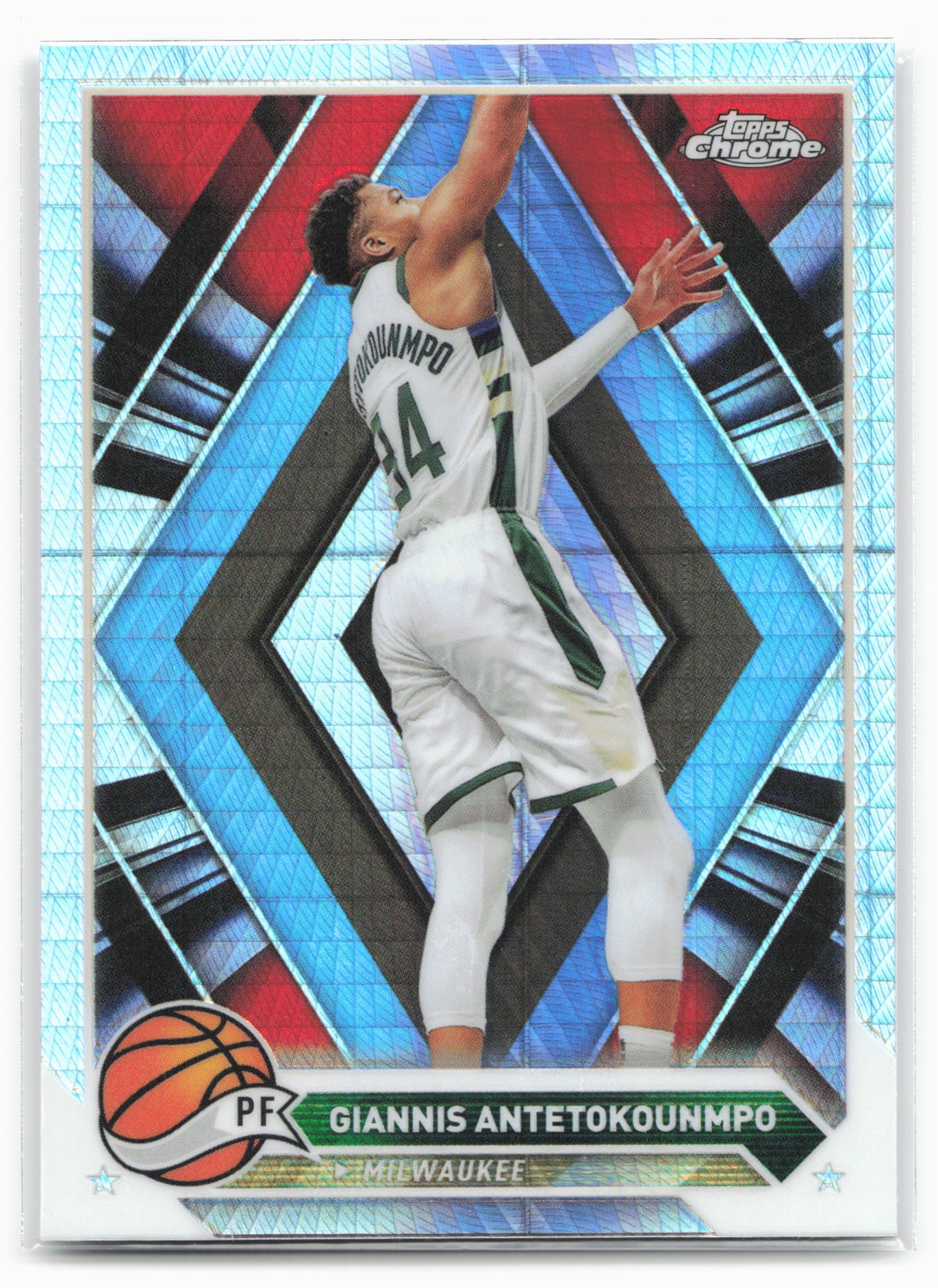 2023-24 Topps Chrome #15 Giannis Antetokounmpo Prism Refractors