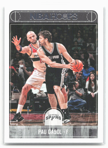 
2017-18 Hoops #194 Pau Gasol