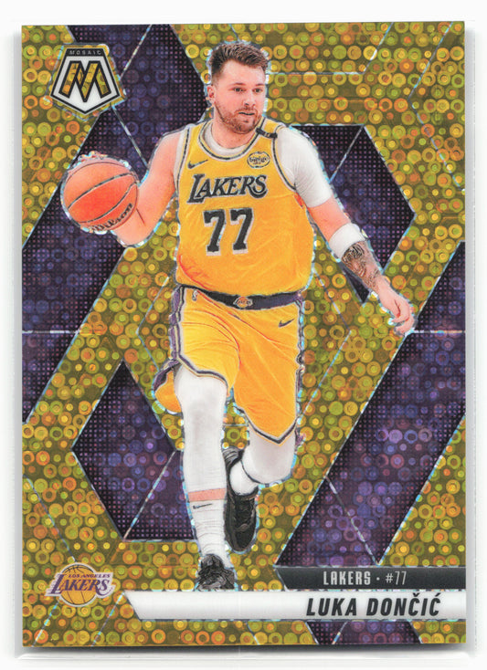 2024-25 Panini Mosaic #100 Luka Doncic Fast Break Gold Mosaic 09/10
