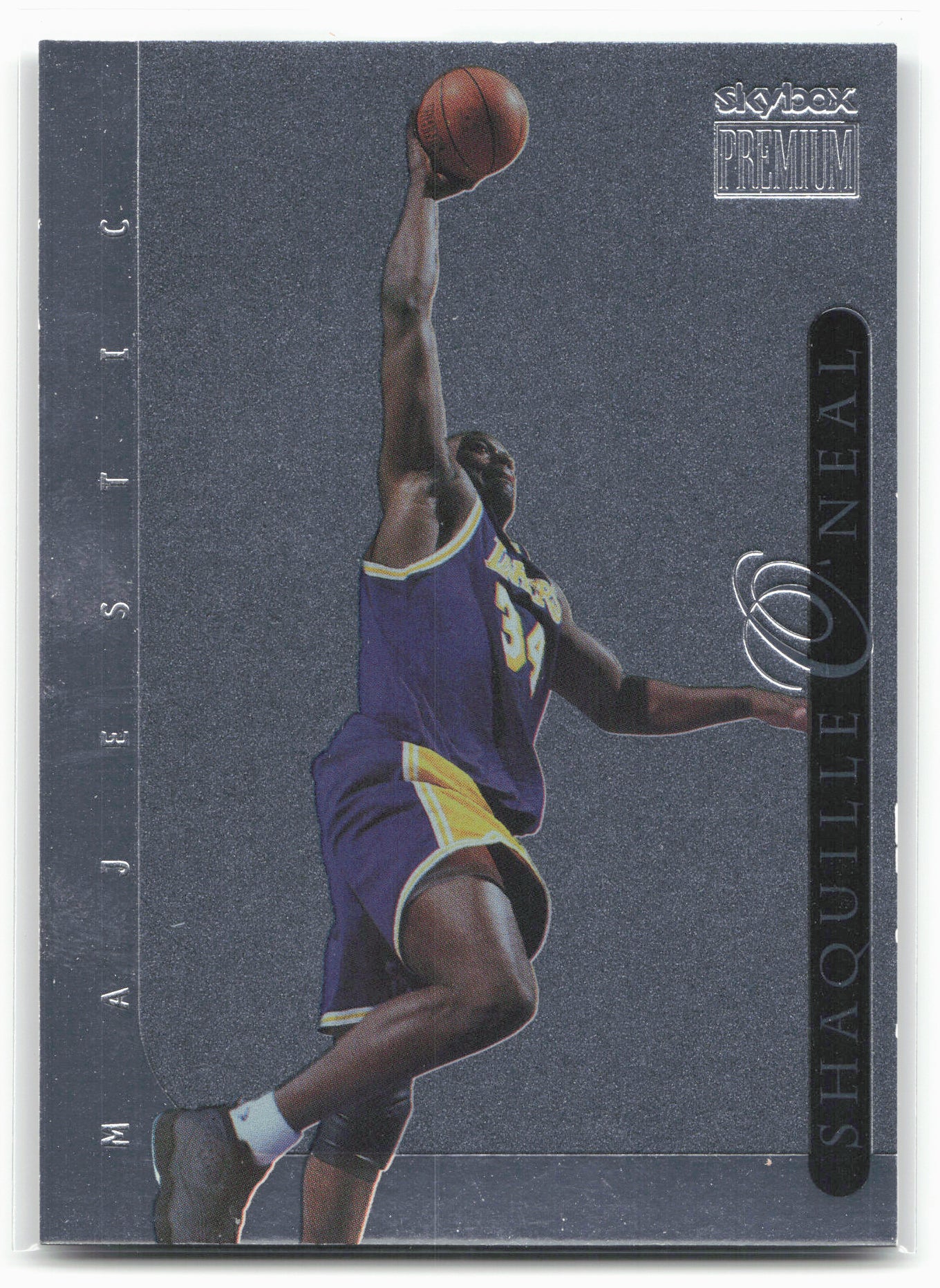 1999-00 SkyBox Premium #6MJ Shaquille O'Neal Majestic