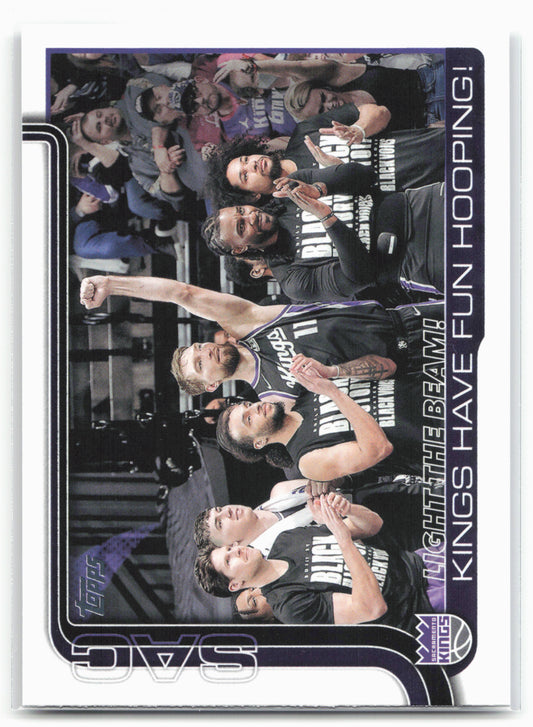 2025-26 Topps #295 Light The Beam!: Kings Have Fun Hooping!