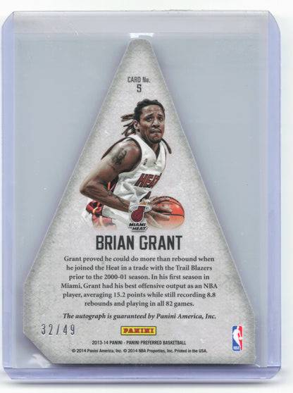2013-14 Panini Preferred #5 Brian Grant Blue #/49