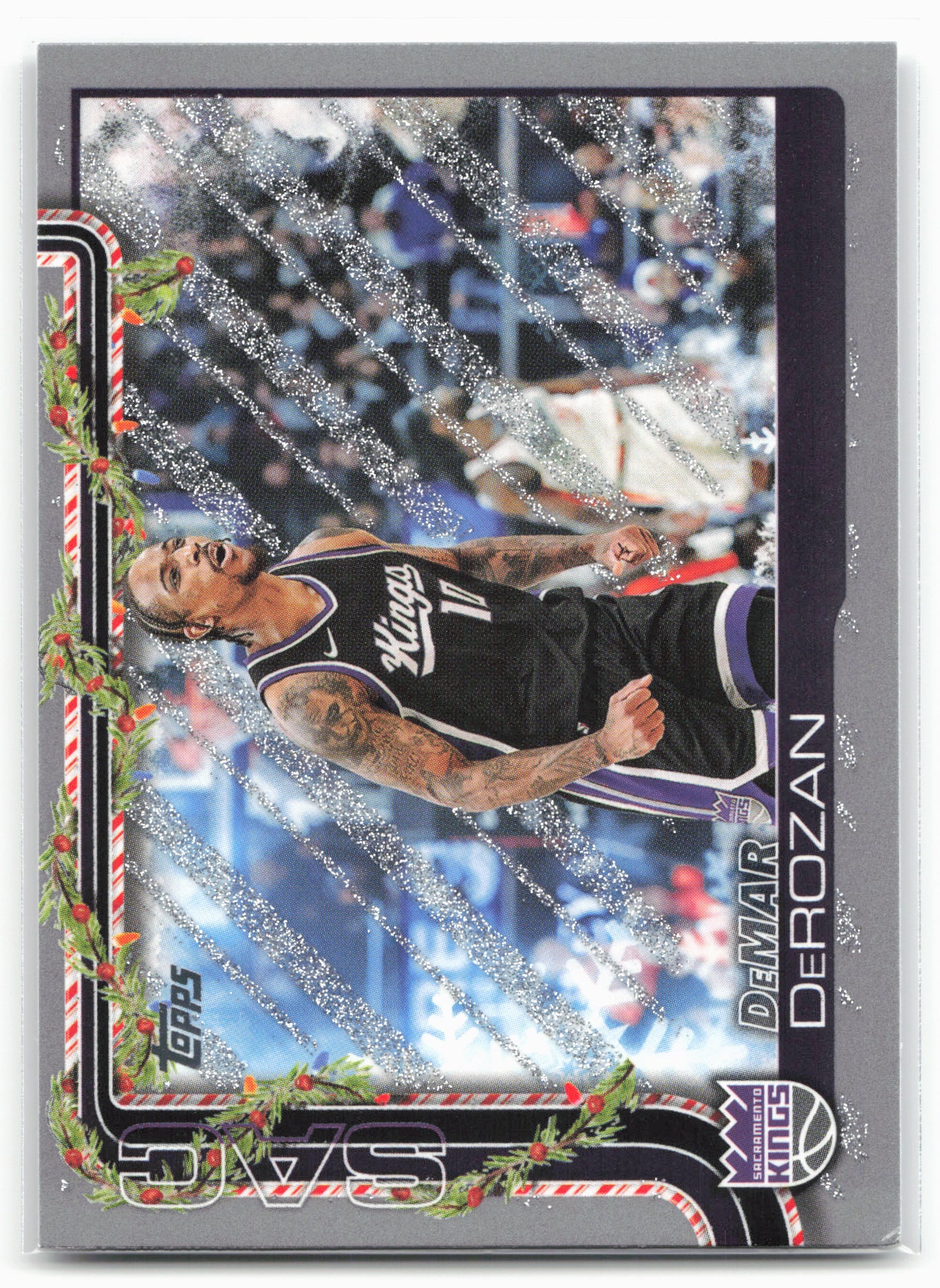 2025-26 Topps Holiday #H129 DeMar DeRozan Glitter Holiday
