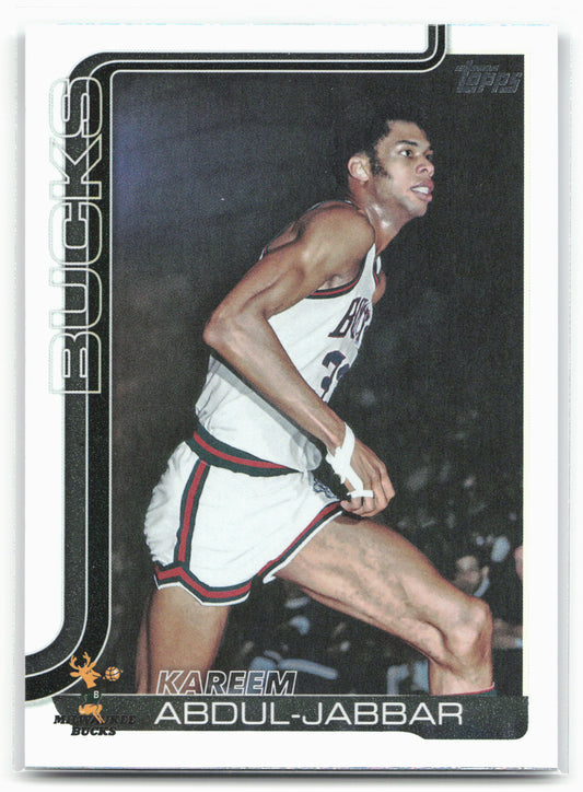 2025-26 Topps #259 Kareem Abdul-Jabbar Rainbow Foilboard