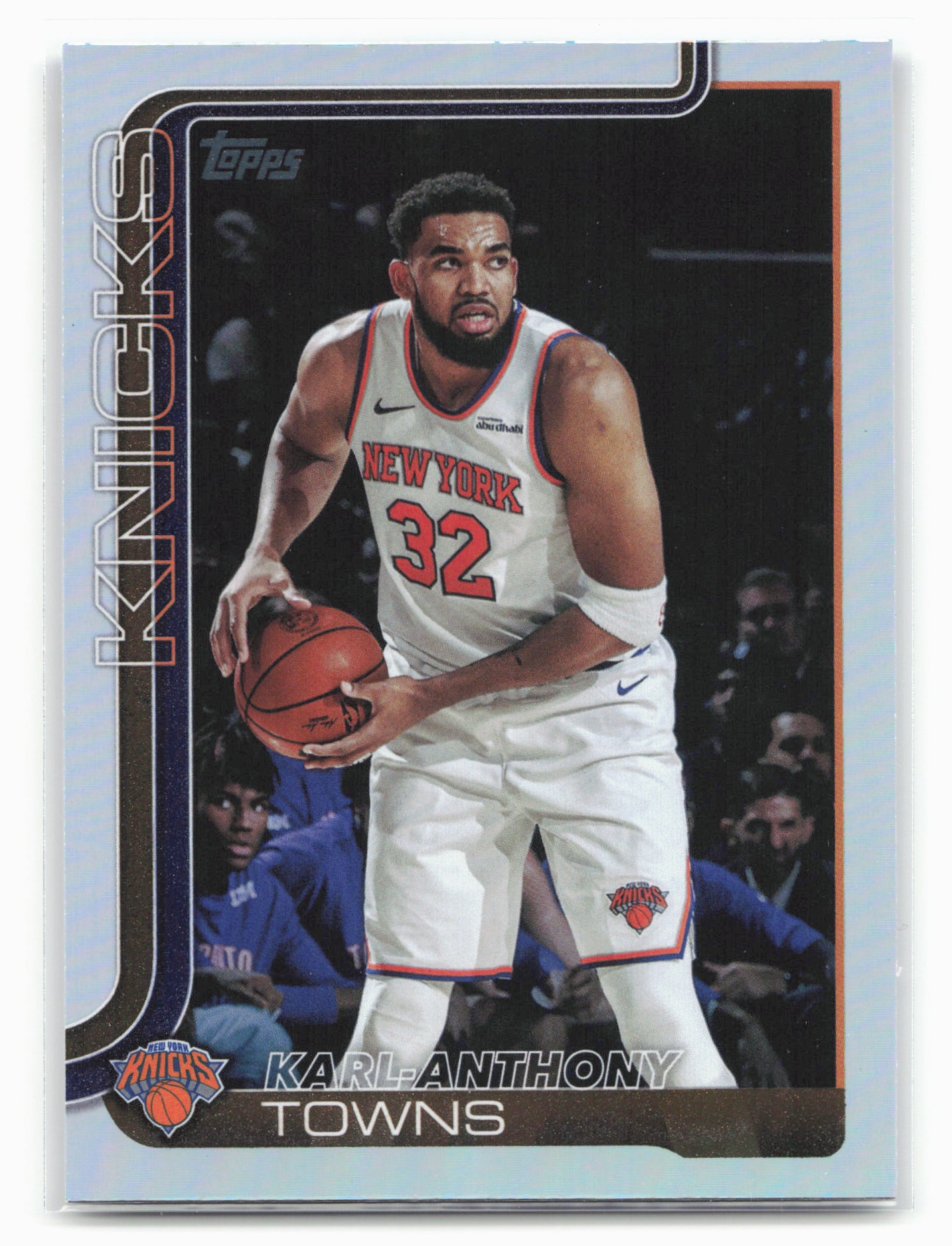 2025-26 Topps #19 Karl-Anthony Towns Rainbow Foilboard