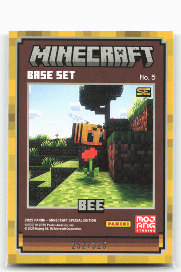 
2025 Panini Minecraft 15th Anniversary #5 Bee 252/325