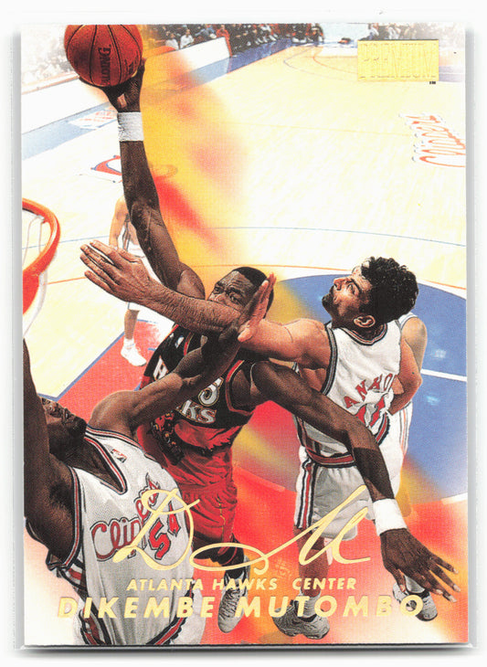1998-99 SkyBox Premium #18 Dikembe Mutombo