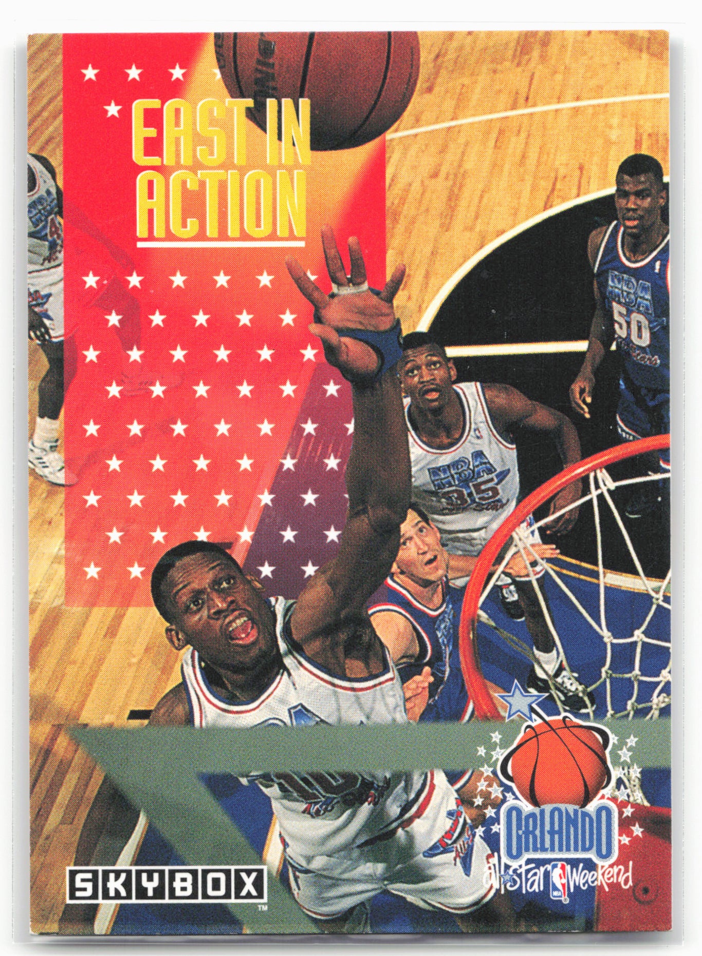 1992-93 SkyBox #312 East In Action