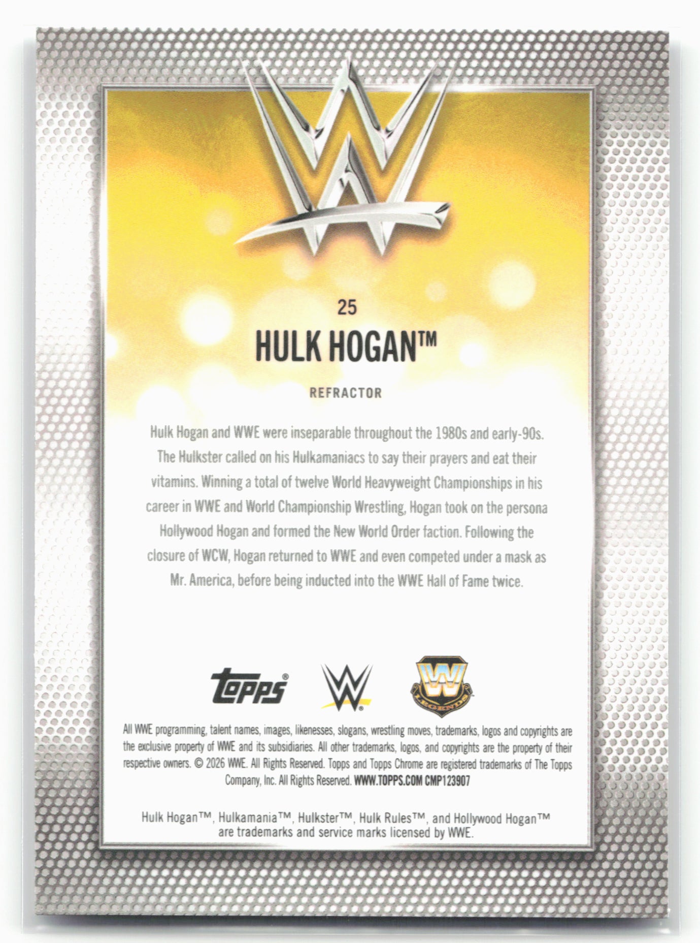 2026 Topps Chrome WWE - Refractor #25 Hulk Hogan