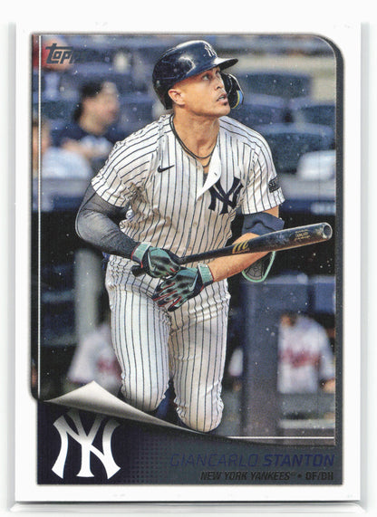 2025 Topps #19 Giancarlo Stanton Flagship Collection (Series One)
