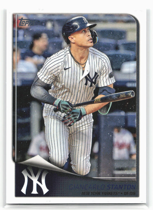 2025 Topps #19 Giancarlo Stanton Flagship Collection (Series One)