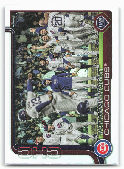 2025 Topps #60 Chicago Cubs Rainbow Foil