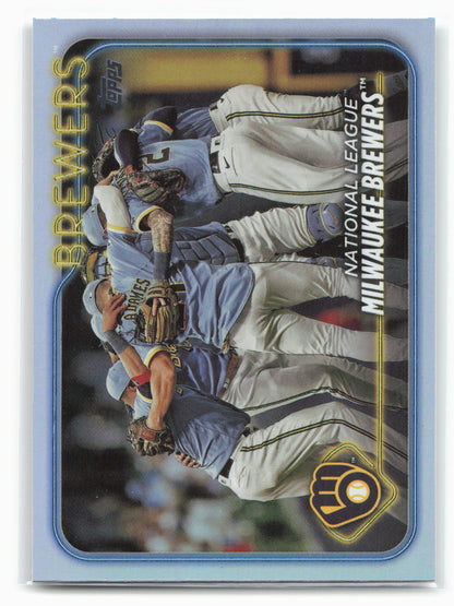 2024 Topps #533 Milwaukee Brewers Rainbow Foil