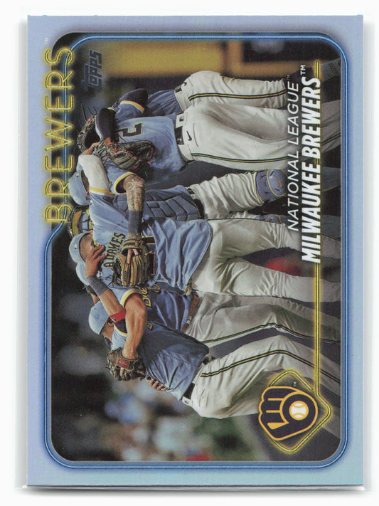 2024 Topps #533 Milwaukee Brewers Rainbow Foil