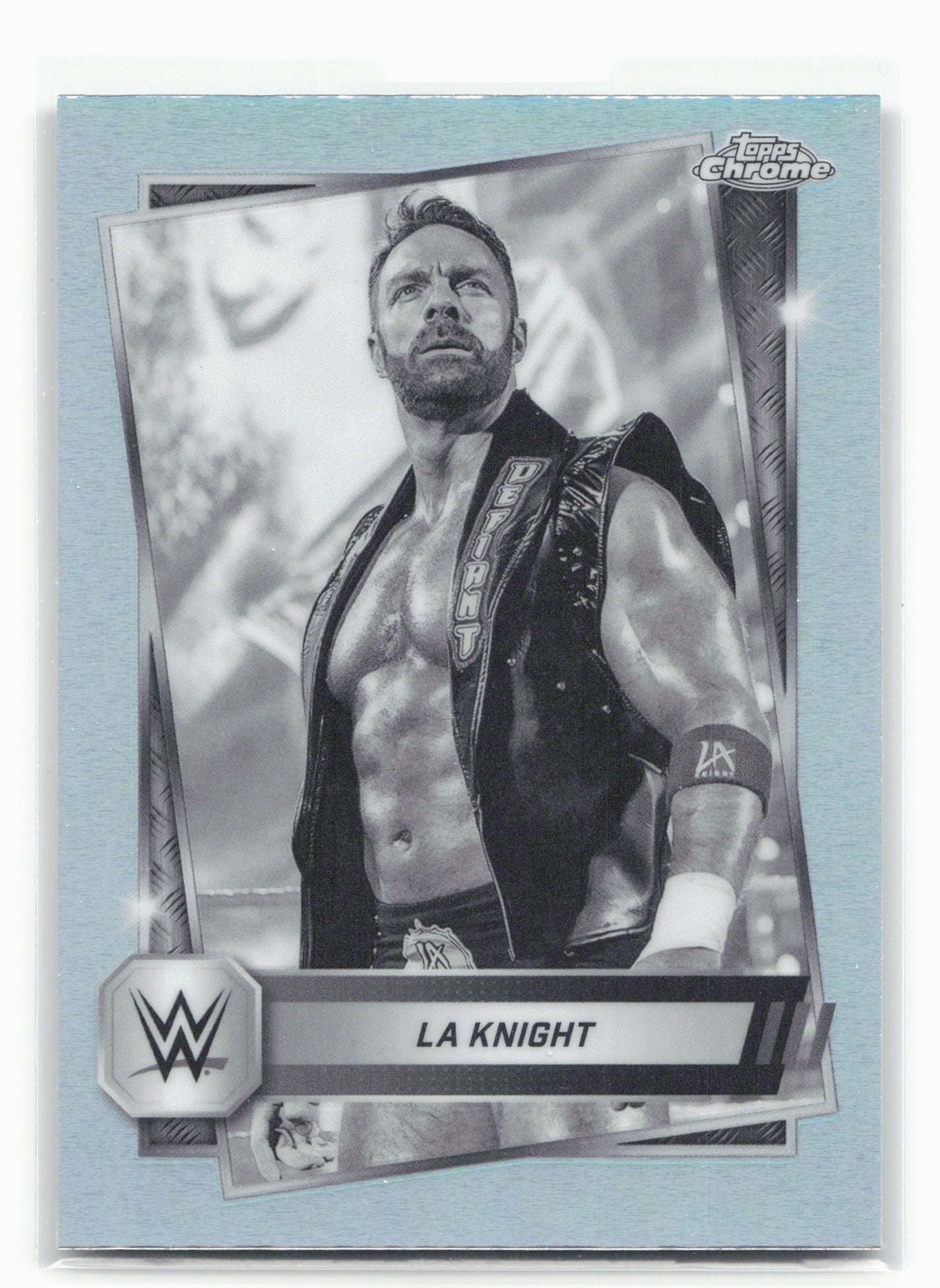 2025 Topps Chrome WWE #118 LA Knight Sepia Refractor 28834