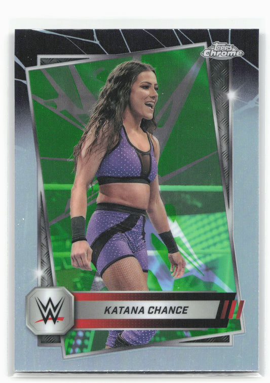 2025 Topps Chrome WWE #199 Katana Chance Neon Green & Black Refractor 28835