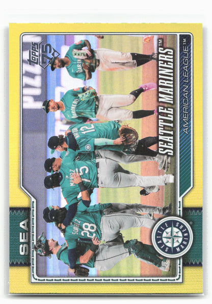 2026 Topps #525 Seattle Mariners Yellow Rainbow Foil #/399