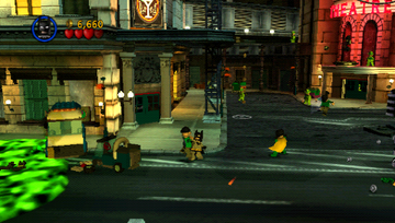 
LEGO Batman: The Videogame | PSP | gameplay screenshot | Data by MobyGames.com