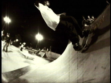 Tony Hawk's Pro Skater 4 | Xbox | gameplay screenshot | region=North America | source-country= | zypher-v2 | moby-5c9abdf2beb0 | Data by MobyGames.com