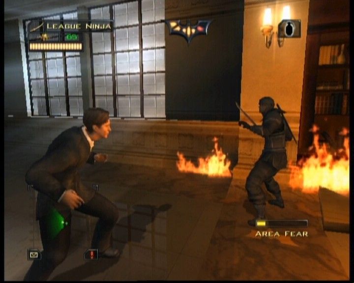 Batman Begins | Xbox | gameplay screenshot | Data by MobyGames.com