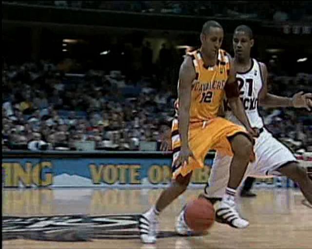 NBA 2K6 | PlayStation 2 | gameplay screenshot | region=North America | source-country= | zypher-v2 | moby-8774789a0182 | Data by MobyGames.com