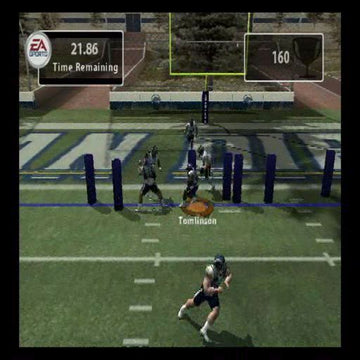 Madden NFL 2005 | PlayStation 2 | gameplay screenshot | region=North America | source-country= | zypher-v2 | moby-a9e8235ff17e | Data by MobyGames.com