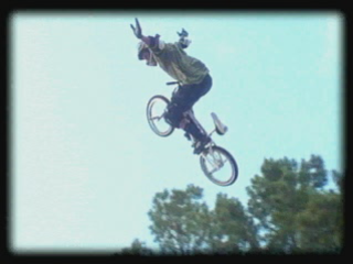 Dave Mirra Freestyle BMX | PlayStation | gameplay screenshot | region=North America | source-country= | zypher-v2 | moby-fb664d13d1cf | Data by MobyGames.com