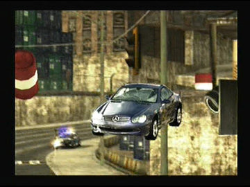 
Need for Speed: Most Wanted | PlayStation 2 | gameplay screenshot | Data by MobyGames.com
