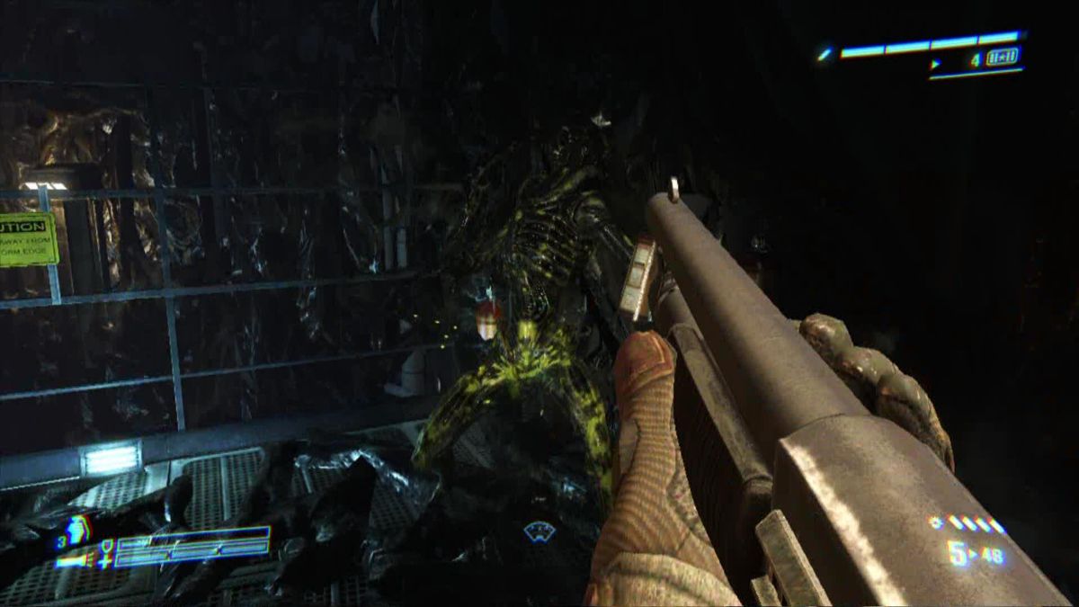Aliens: Colonial Marines | Xbox 360 | gameplay screenshot | Data by MobyGames.com