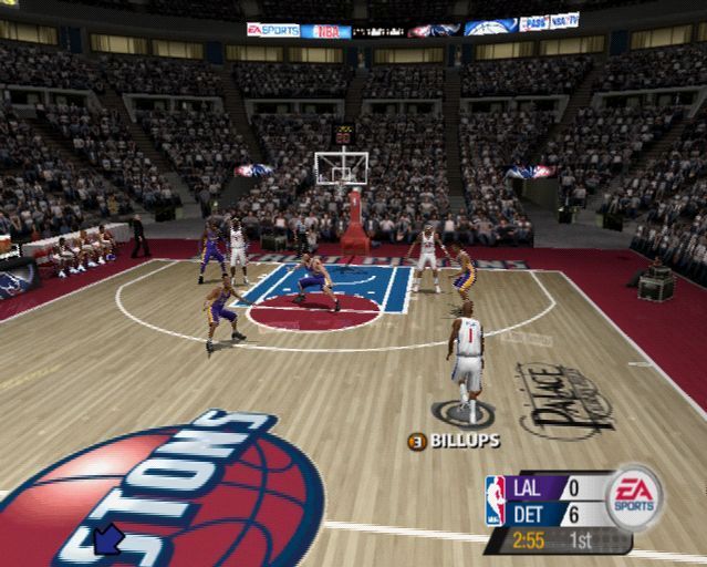 NBA Live 2005 | PlayStation 2 | gameplay screenshot | Region: North America | source-country= | Data by MobyGames.com