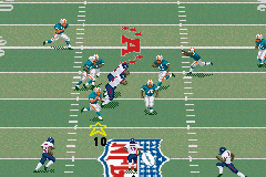 Madden NFL 2004 | Game Boy Advance | gameplay screenshot | region=North America | source-country= | zypher-v2 | moby-d7c437757f77 | Data by MobyGames.com