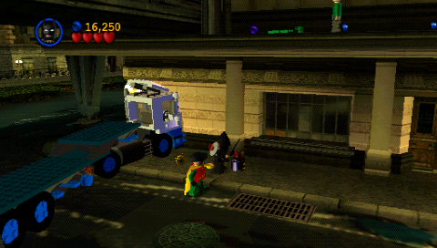 
LEGO Batman: The Videogame | PSP | gameplay screenshot | Data by MobyGames.com