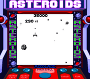 
Arcade Classic 1: Asteroids / Missile Command | Game Boy | gameplay screenshot | Data by MobyGames.com