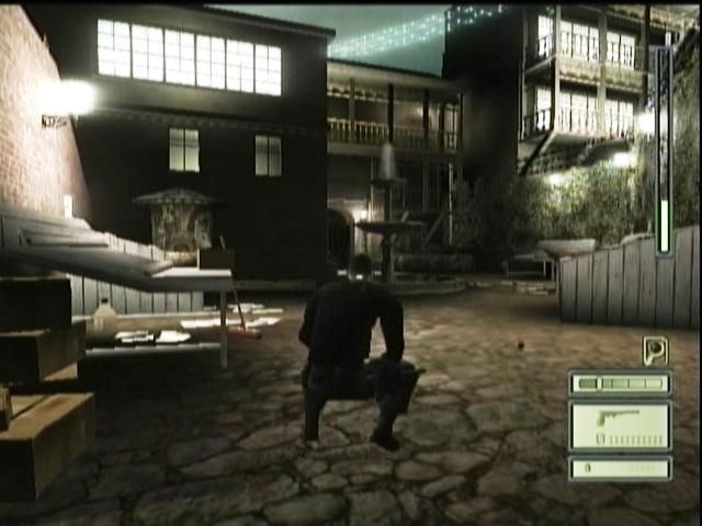 
Tom Clancy's Splinter Cell | Xbox | gameplay screenshot | Region: North America | source-country= | Data by MobyGames.com