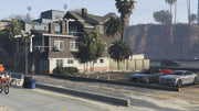 
Grand Theft Auto V | PlayStation 4 | gameplay screenshot | Data by MobyGames.com
