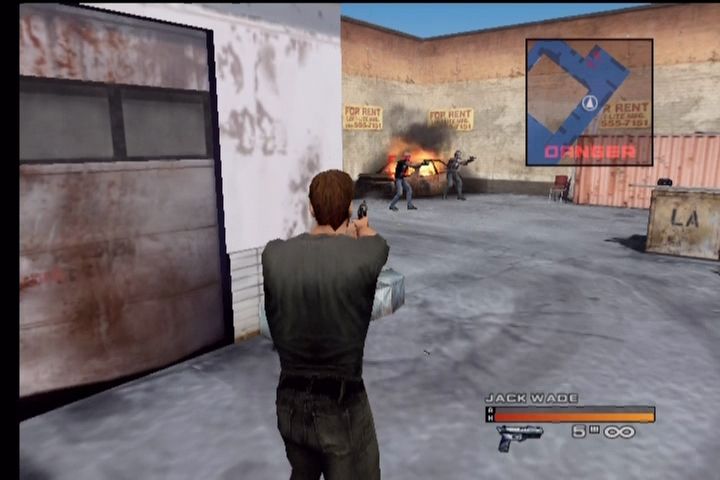 
Headhunter | PlayStation 2 | gameplay screenshot | Data by MobyGames.com