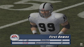 
Madden NFL 2003 | PlayStation 2 | gameplay screenshot 1 | Region: North America | Source: LaunchBox