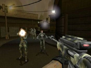 
Red Faction II | GameCube | gameplay screenshot 2