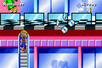 
Lizzie McGuire: On the Go! | Game Boy Advance | gameplay screenshot 1